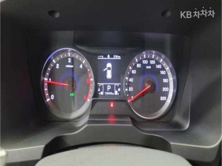 KG Mobility (Ssangyong) Korando Beautiful 1.6 Diesel 2WD Delight Plus 6