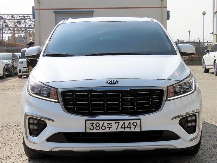 Kia Carnival 2.2 Diesel Prestige