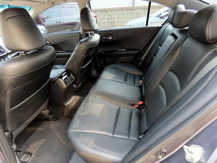 Honda Accord 2.4 Sedan EX-L CVT 7