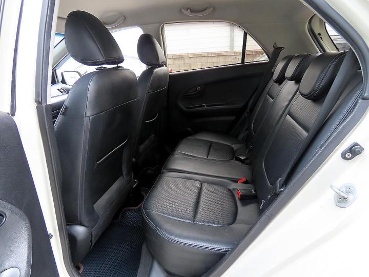 Kia Morning Deluxe 7