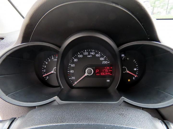 Kia Morning Deluxe 10