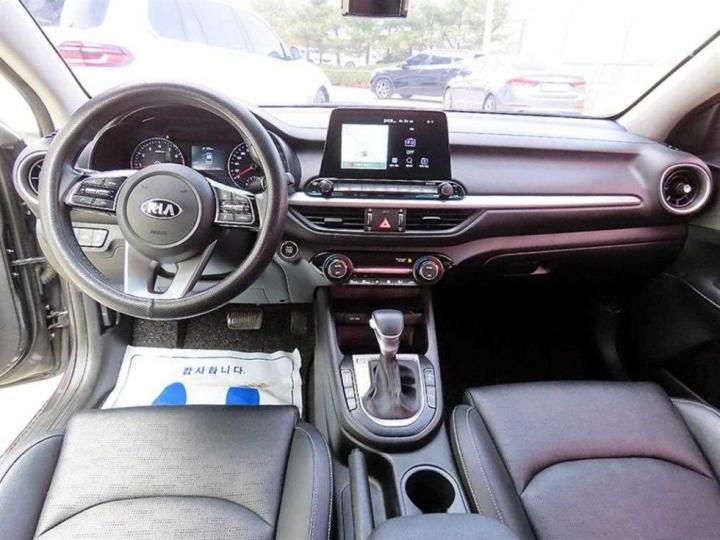 Kia K3 1.6 Gasoline Prestige 8