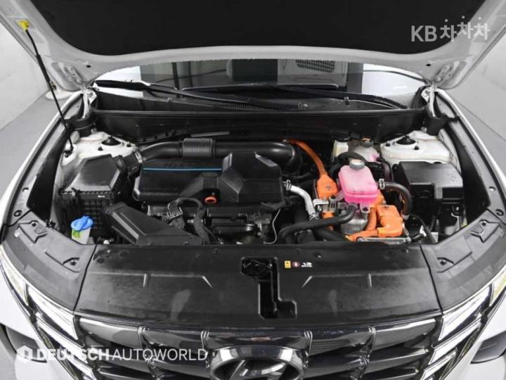 Hyundai Tucson Hybrid NX4 1.6T HEV 2WD Inspiration 7