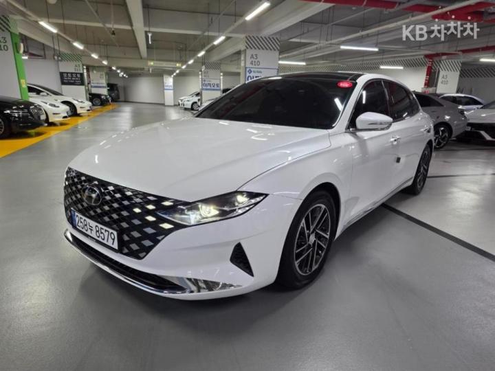 Hyundai Grandeur 2.5 Premium 3