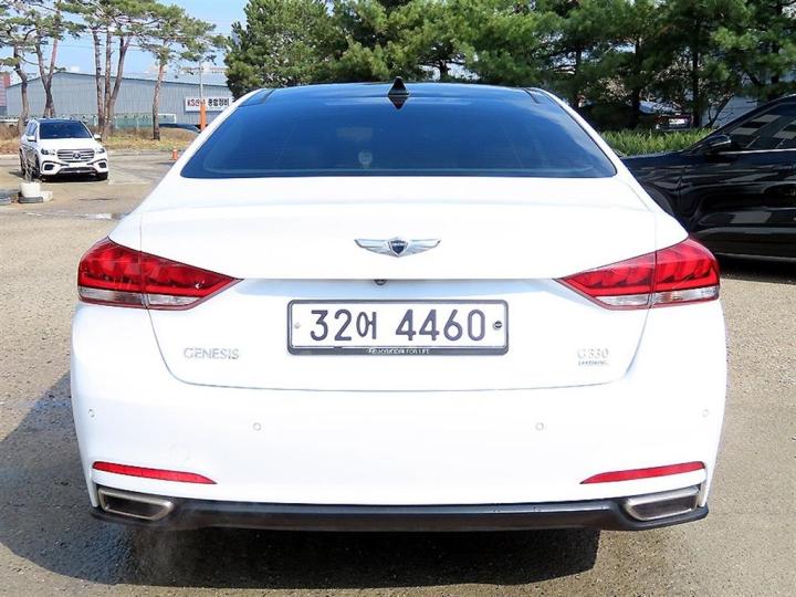 Hyundai Genesis DH G330 Premium AWD 5