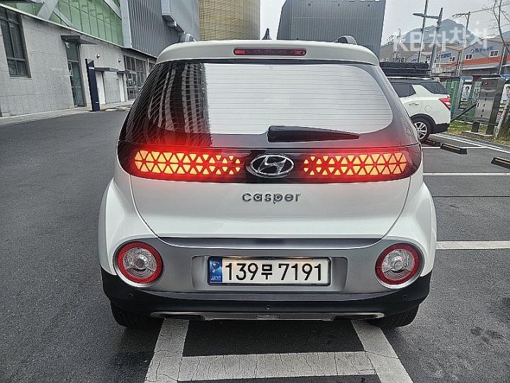 Hyundai Casper 1.0 Gasoline Inspiration 6