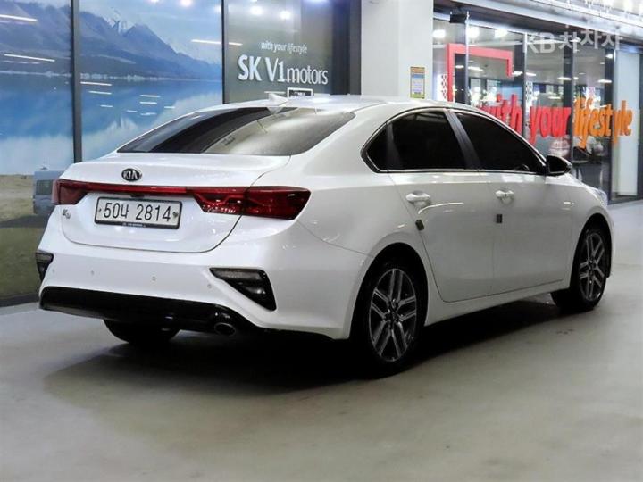 Kia K3 1.6 Gasoline Prestige 5