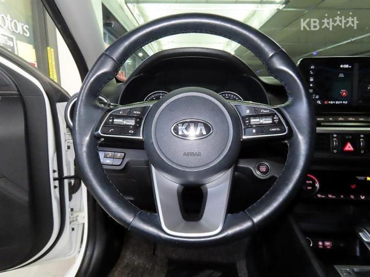 Kia K3 1.6 Gasoline Prestige 9