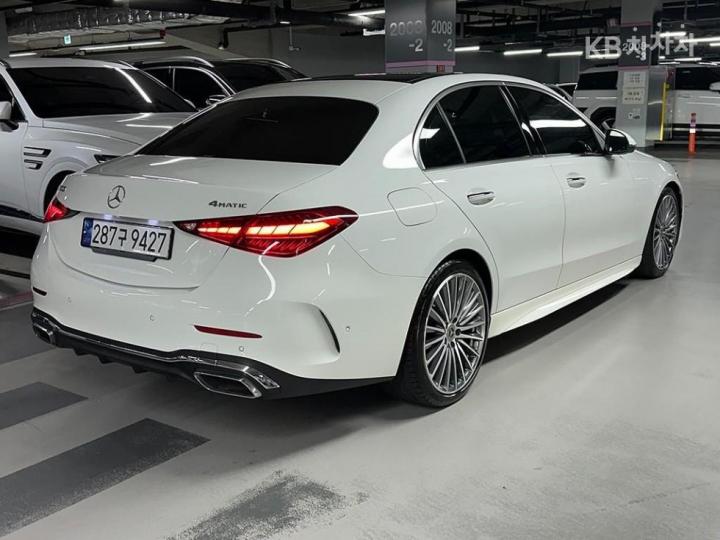 Mercedes-Benz C-Class W206 C300 4Matic AMG Line 4