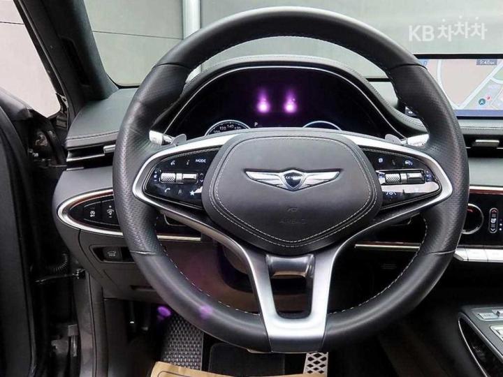 Genesis GV70 Gasoline 3.5T AWD 10