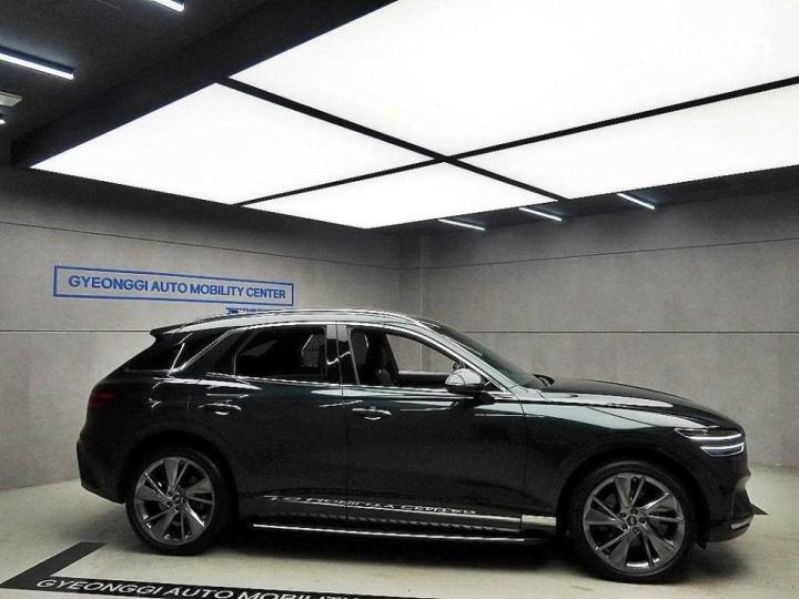 Genesis GV70 Gasoline 2.5T AWD 3