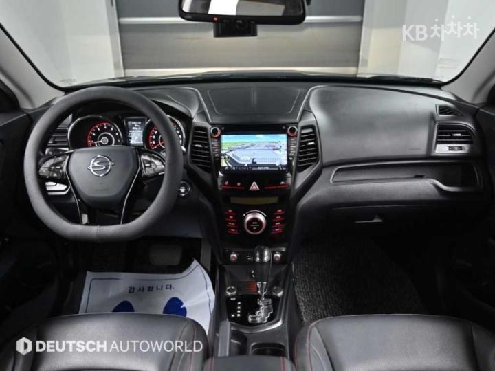 KG Mobility (Ssangyong) Tivoli Air Gasoline 2WD IX 8