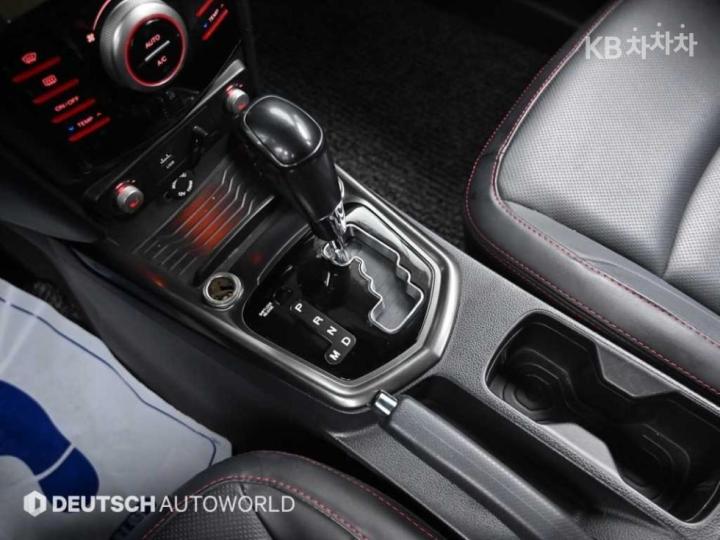 KG Mobility (Ssangyong) Tivoli Air Gasoline 2WD IX 10