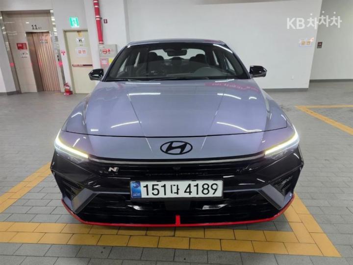 Hyundai Avante N CN7 2.0 T Base Type