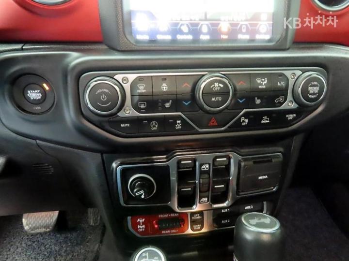 Jeep Wrangler JL 2.0 Rubicon Power Top 4 Duo Base Type 10