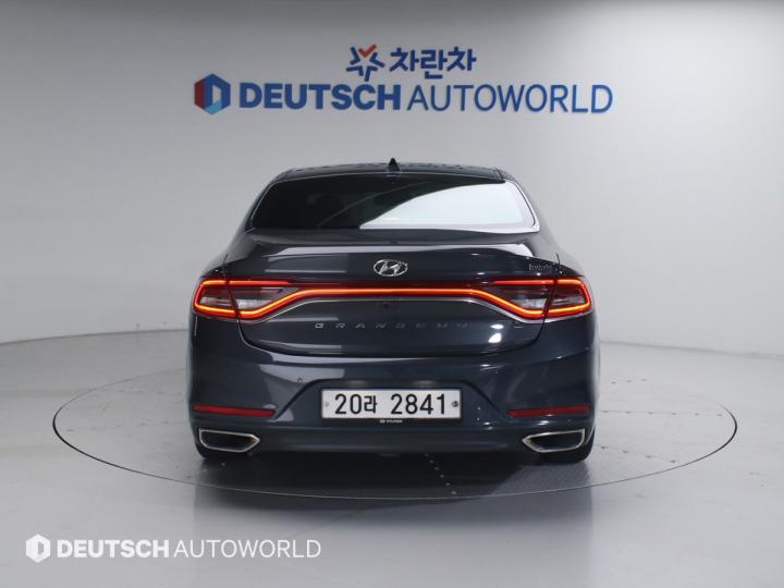 Hyundai Grandeur IG Hybrid Exclusive Special 5