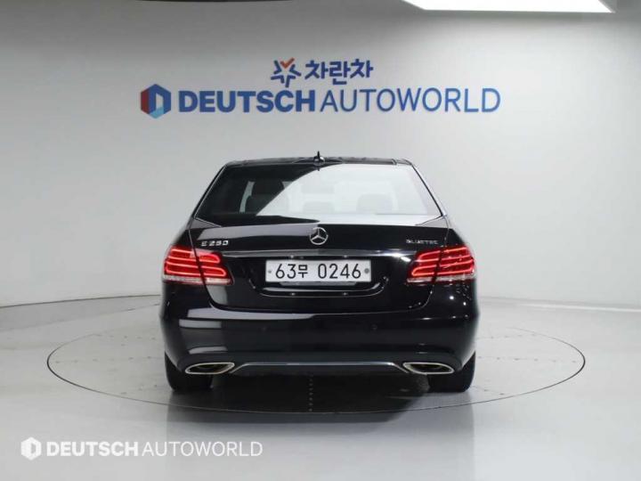 Mercedes-Benz E-Class New E250 CDI BlueTEC 4 Matic BlueTEC Avantgarde W212 5