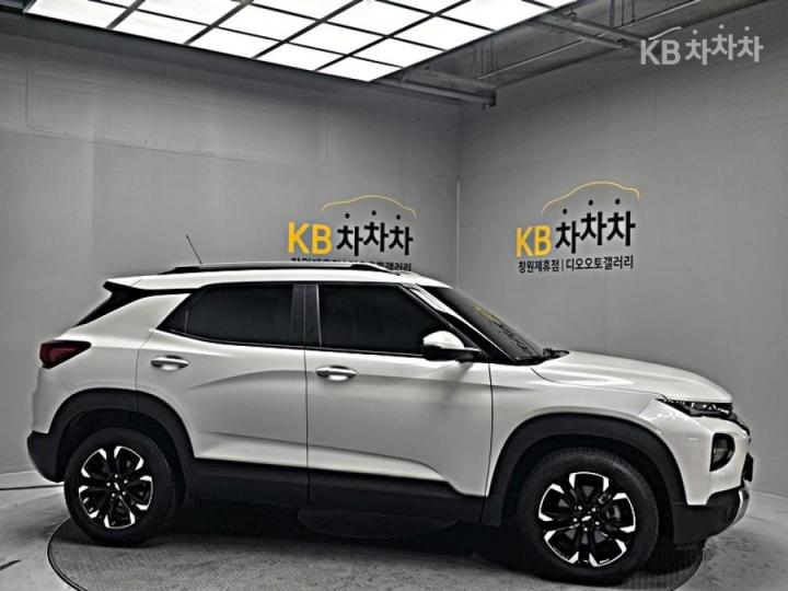 Chevrolet Trailblazer 1.35 Gasoline 2WD Premier 4