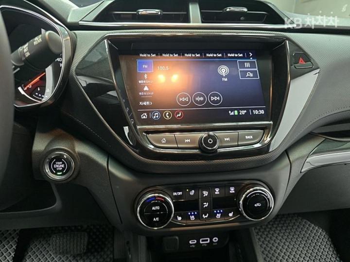 Chevrolet Trailblazer 1.35 Gasoline 2WD Premier 8