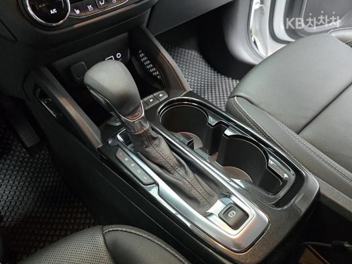 Chevrolet Trailblazer 1.35 Gasoline 2WD Premier 9