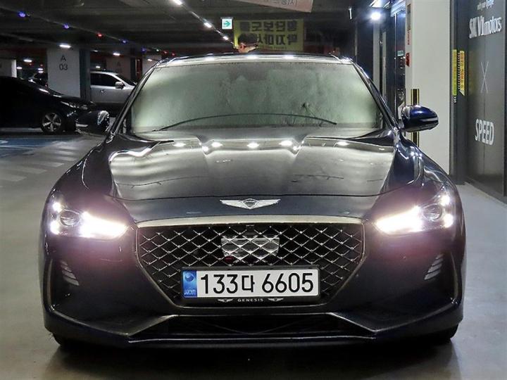 Genesis G70 SPORT 3.3T SPORT AWD Prestige 3