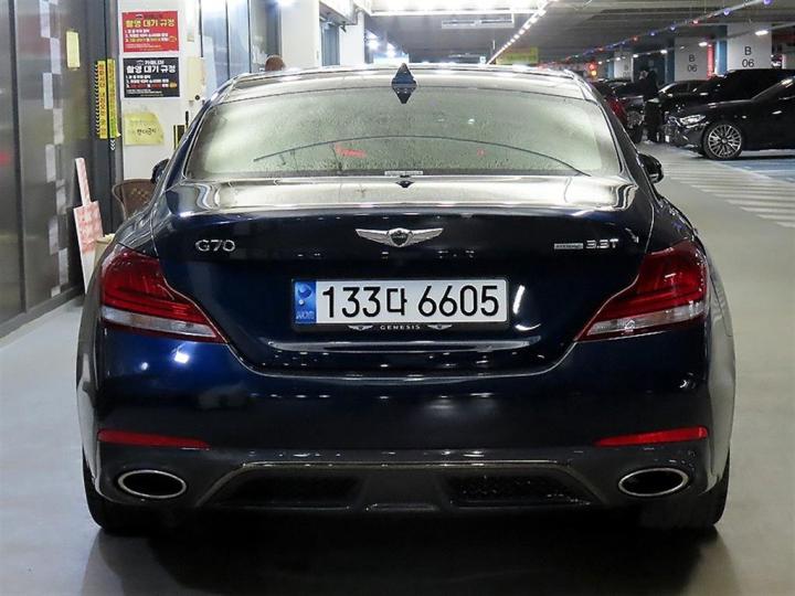 Genesis G70 SPORT 3.3T SPORT AWD Prestige 6