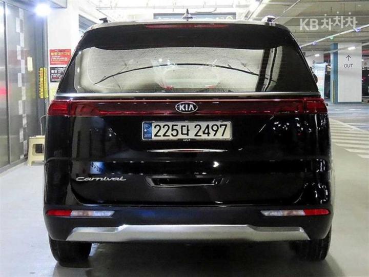Kia Carnival D2.2 Noblesse 6