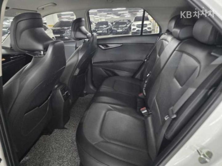 Kia Niro The EV Air Base Type 7