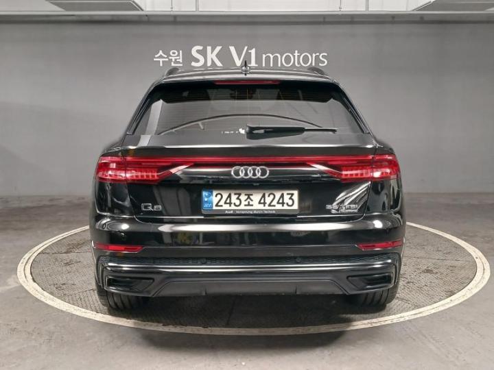 Audi Q8 3.0 55 TFSI Quattro Premium 3