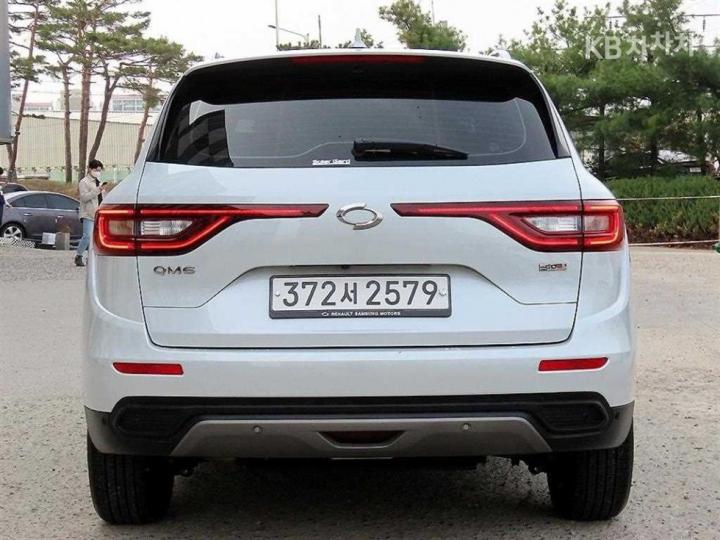 Renault QM6 2.0 GDe 2WD RE 5