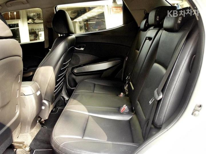 KG Mobility (Ssangyong) Tivoli Air X150 1.5 Gasoline A1 7