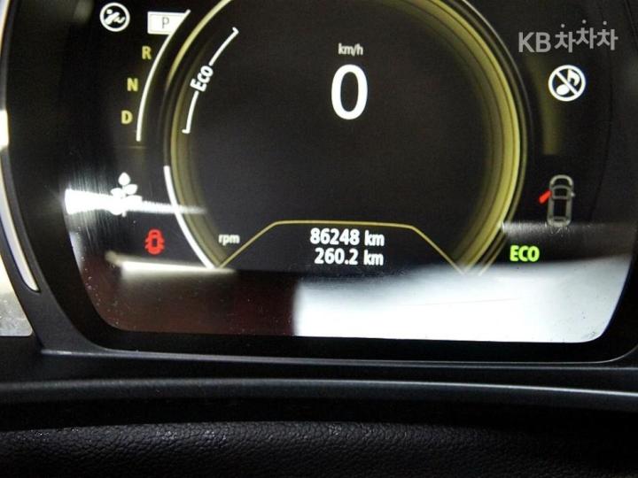 Renault QM6 2.0 4WD RE Base Type 10