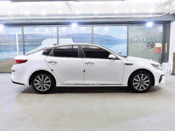 Kia K5 2.0 LPI Prestige 4