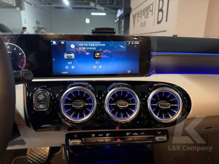 Mercedes-Benz A-Class W177 A220 Hatchback Base Type 6