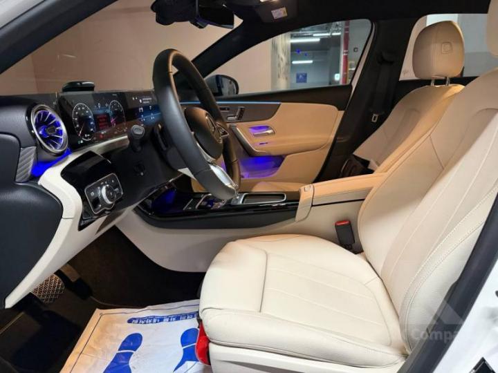 Mercedes-Benz A-Class W177 A220 Hatchback Base Type 8