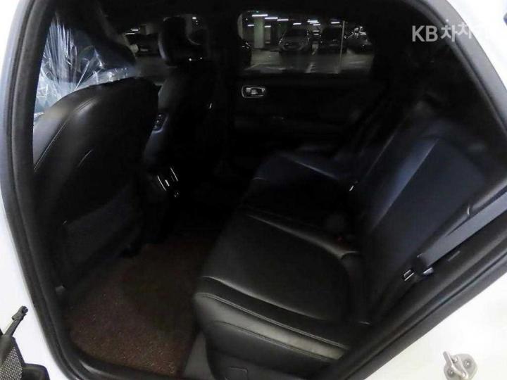 Hyundai IONIQ 6 CE Long Range AWD Prestige 8