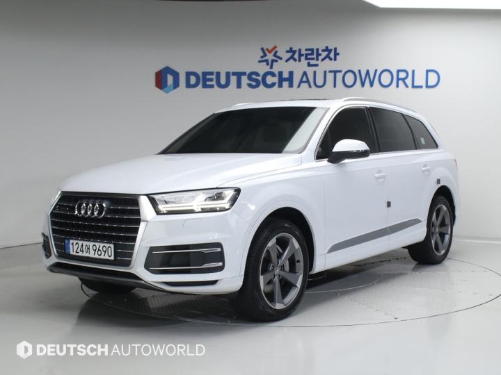 Audi Q7 New 2.0 45 TFSI Quattro 2