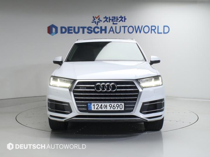 Audi Q7 New 2.0 45 TFSI Quattro 4
