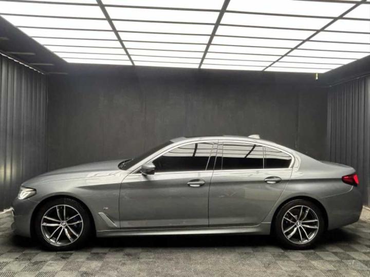 BMW 5 Series G30 520i M Sport 4