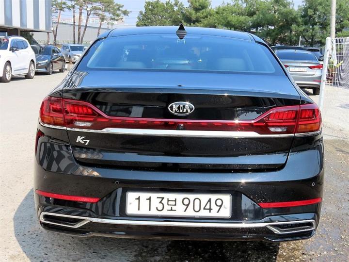 Kia K7 Premier 3.0 LPi Trendy 5