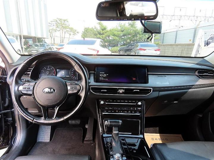 Kia K7 Premier 3.0 LPi Trendy 8