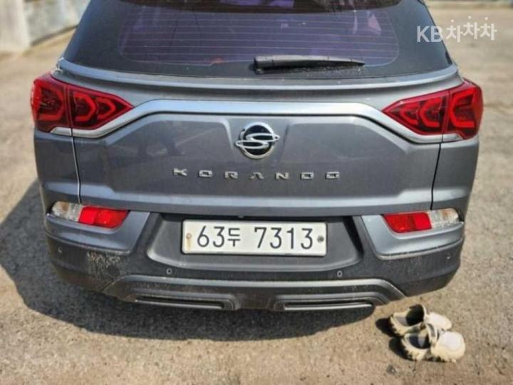 KG Mobility (Ssangyong) Korando Beautiful 1.6 Diesel 2WD Delight Plus 3