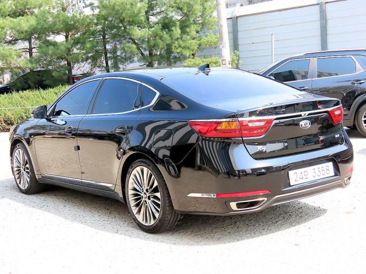 Kia K7 3.3 GDI Noblesse Special 4