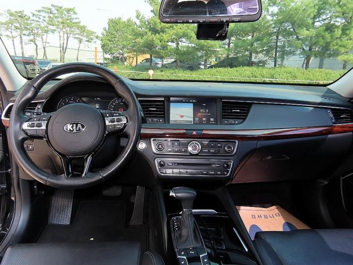 Kia K7 3.3 GDI Noblesse Special 8