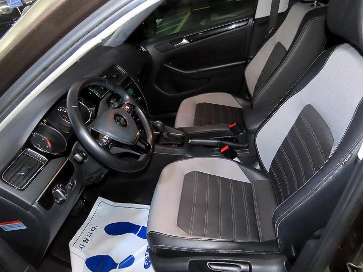 Volkswagen Jetta New 2.0 TDI BlueMotion 7