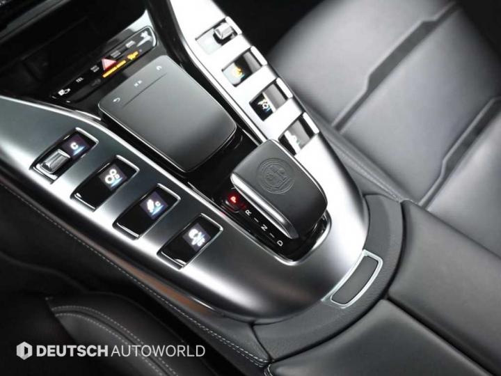 Mercedes-Benz AMG GT 4door 43 4MATIC+ 10