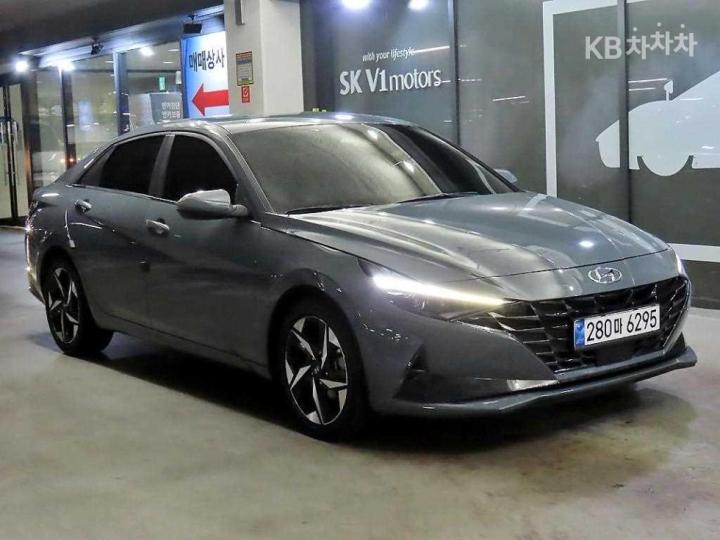 Hyundai Avante CN7 1.6 Gasoline Inspiration 3