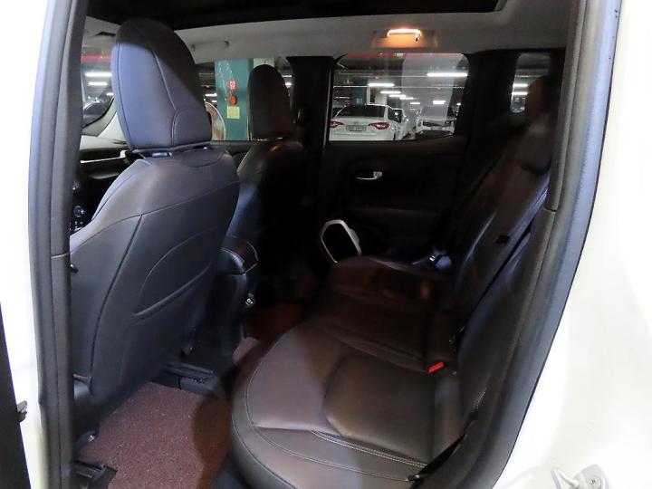 Jeep Renegade 2.4 Longitude Base Type 8