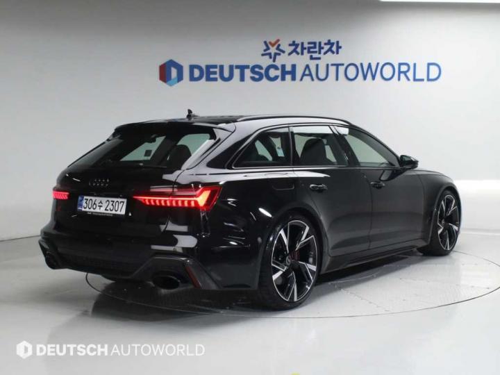 Audi RS6 C8 4.0 TFSI Avant Performance 3