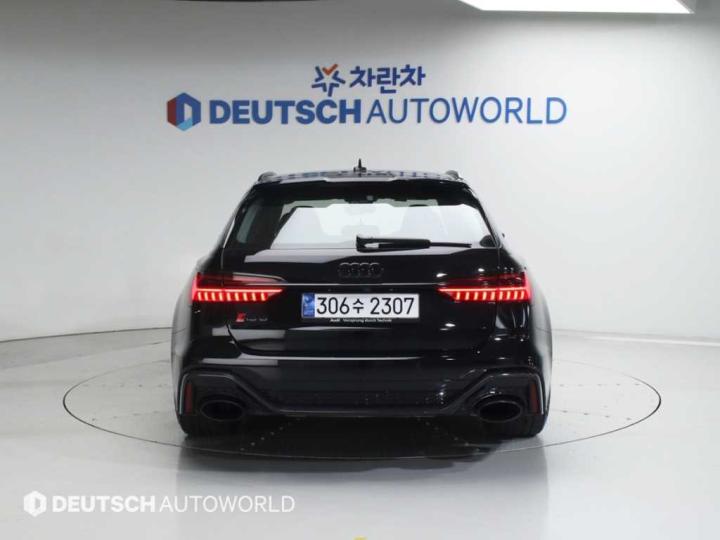 Audi RS6 C8 4.0 TFSI Avant Performance 5